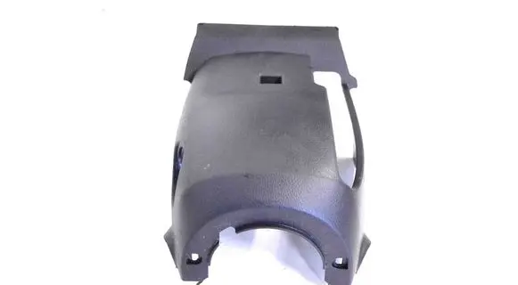 Nissan Qashqai Steering wheel column trim