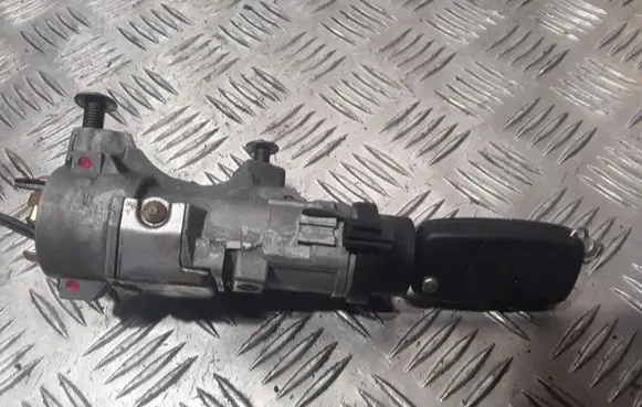 Audi A4 S4 B6 8E 8H Ignition lock 4B0905851