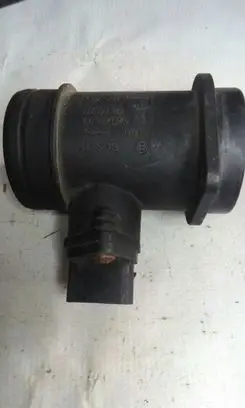 Volkswagen PASSAT B6 Mass air flow meter 038906461