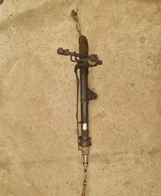 Land Rover Discovery 3 - LR3 Steering rack