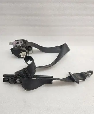 Mercedes-Benz Sprinter W906 Front seatbelt A9068600088