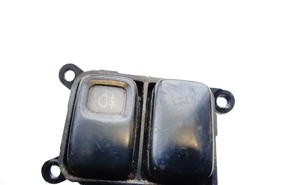 Fog light switch