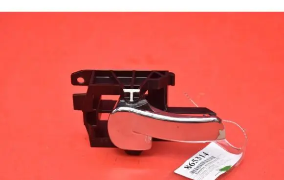 Nissan Qashqai Front door interior handle