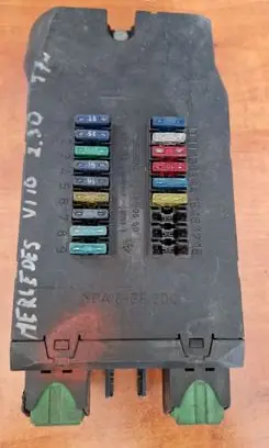 Mercedes-Benz Vito Viano W639 Fuse module 0005400650