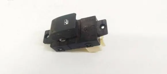 Chevrolet Captiva Electric window control switch