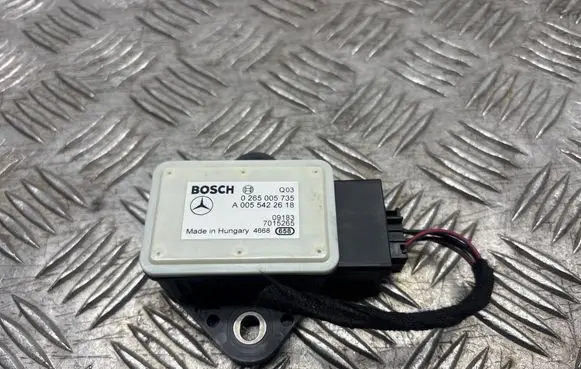 Mercedes-Benz E W212 ESP acceleration yaw rate sensor 0265005735 7015265 A0055422618