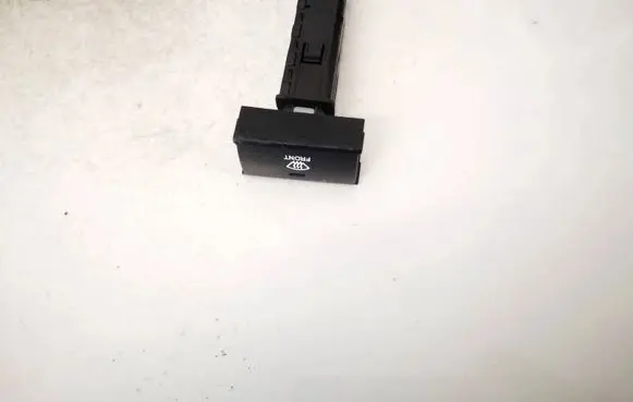 Hyundai Santa Fe Windscreen/window heater switch 621w05010