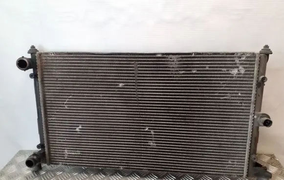 Seat Alhambra (Mk1) Coolant radiator 7M3121253B
