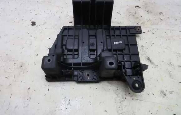KIA Sportage Battery bracket 37150-2Y200