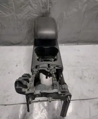 Ford Focus Center console SD0526102436801