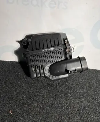 Hyundai i40 Air filter box 281103Z300