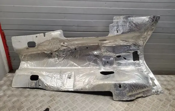 Jeep Grand Cherokee Exhaust heat shield