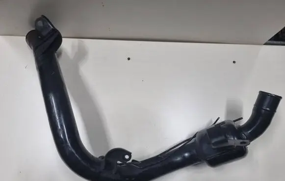 Intercooler hose/pipe