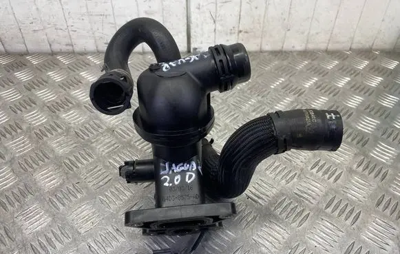 Jaguar XE Thermostat/thermostat housing G4D38575AD