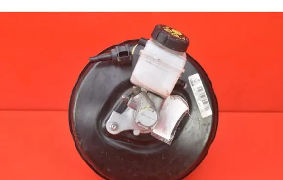 Dacia Sandero Brake booster 472103298R