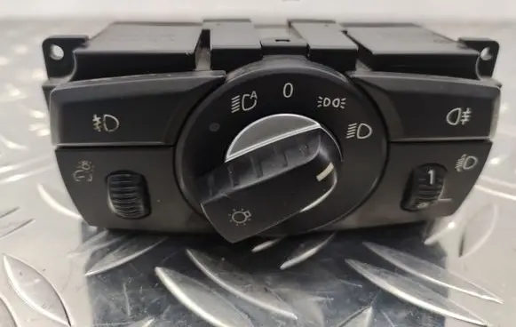 BMW 5 E60 E61 Light switch 6988555