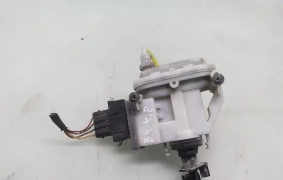 Volkswagen PASSAT B4 Central locking motor 3A0862153B