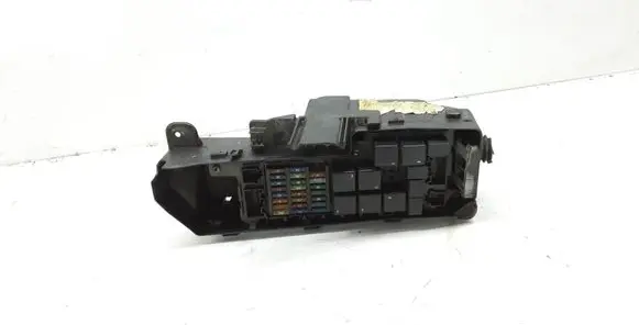 Volvo V70 Fuse module 8645012