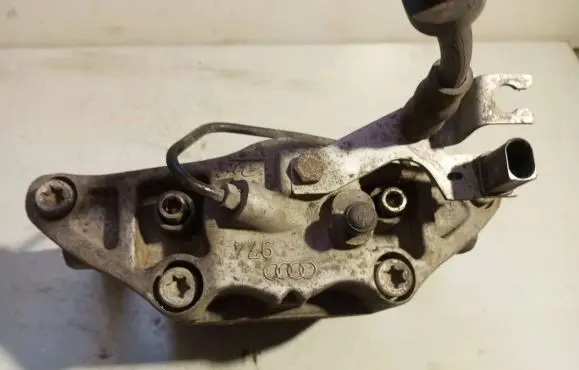 Audi A6 S6 C6 4F Front brake caliper