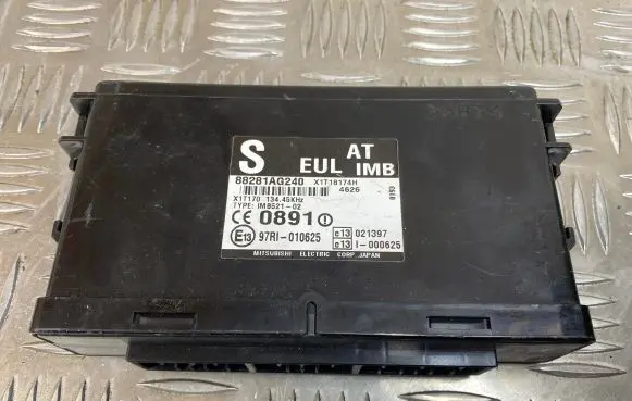 Subaru Legacy Immobilizer control unit/module 88281AG240 97RI010625 X1T18174H