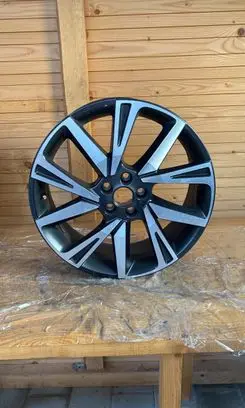 Seat Arona R18 alloy rim 6F9071498A