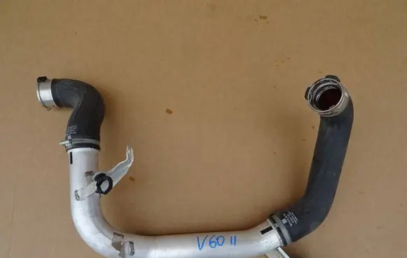 Volvo V60 Intercooler hose/pipe 31657732 31657761 31370288