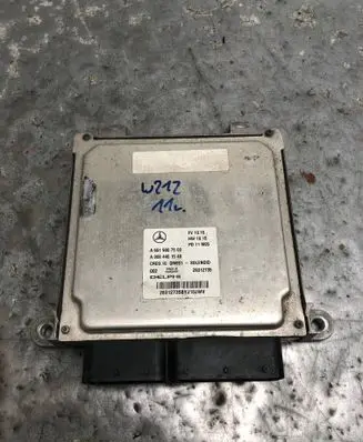 Mercedes-Benz E W212 Engine control unit/module ECU A6519007500BILI A6519007500