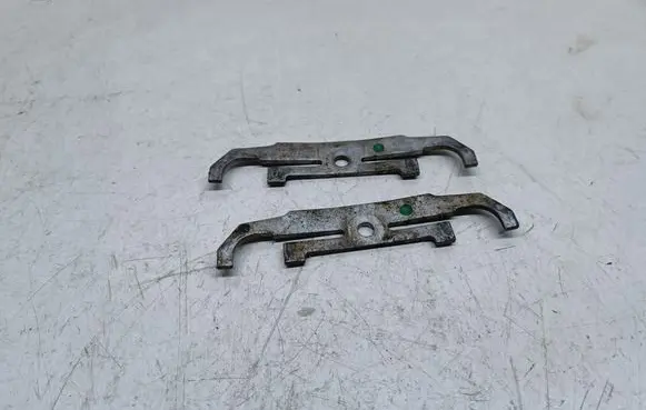 BMW X6 M Fuel Injector clamp holder 