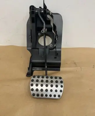 Mercedes-Benz SLK R171 Brake pedal A1716840218 T0021161 P0102594