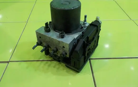 Subaru Forester SH ABS Pump 0265251507