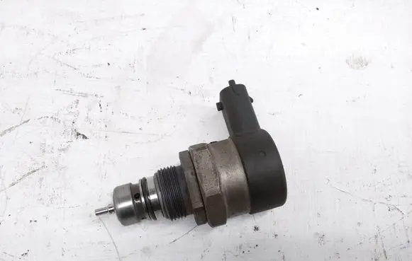 Honda CR-V Fuel pressure regulator 0281002966