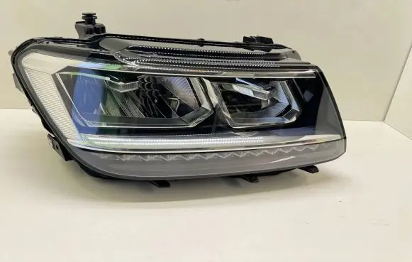 Volkswagen Tiguan Headlight/headlamp 5NB941036B 030110123200