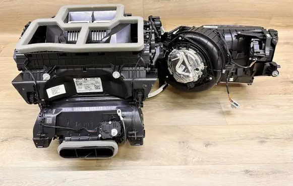 BMW 3 G20 G21 Interior heater climate box assembly 6843809