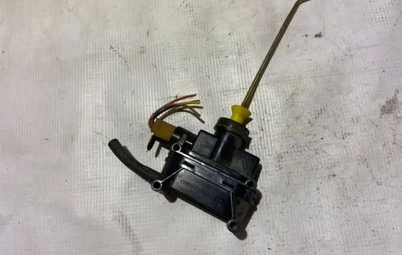 Mercedes-Benz E W212 Sensor 1.87