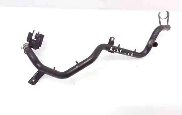 Volkswagen PASSAT B4 Engine coolant pipe/hose 028121065K