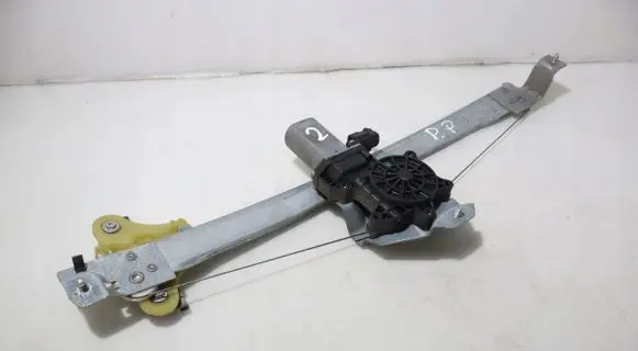 Renault Captur Front window lifting mechanism without motor