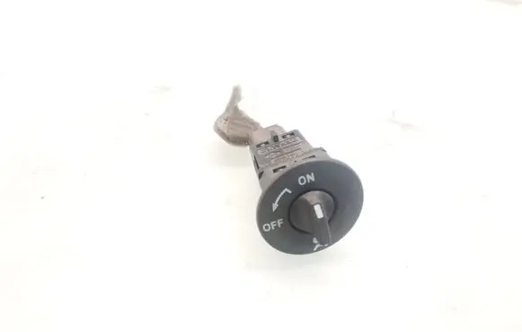 Passenger airbag on/off switch