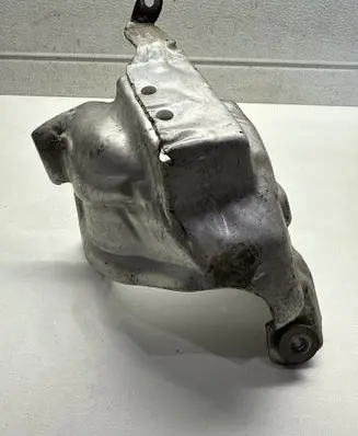 Volvo V40 Heat shield in engine bay 31411180