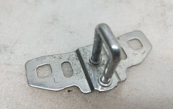 Tesla Model X Trunk lock loop A2467400032