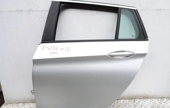 Opel Astra K Rear door 