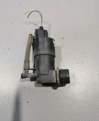 Toyota Yaris Windscreen/windshield washer pump 853300F021