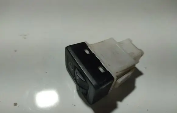 Fiat Sedici Headlight level height control switch