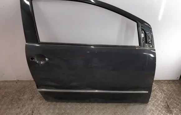 Volkswagen Fox Door (2 Door Coupe) 