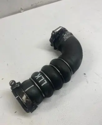 Audi A4 S4 B7 8E 8H Intercooler hose/pipe 8E0145738D