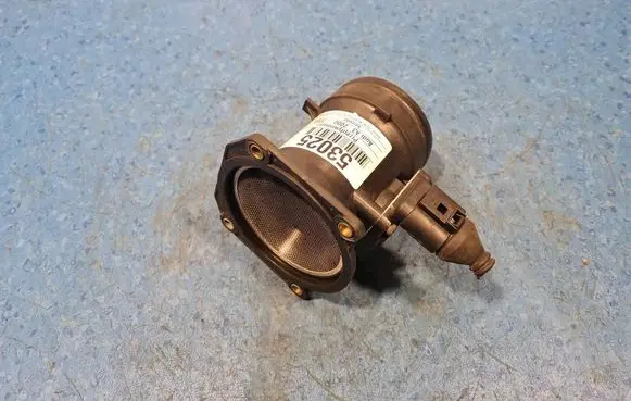 Audi A3 S3 8L Mass air flow meter 1J0129574B