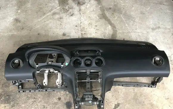 Peugeot 308 Dashboard 96559945ZD 9655994677