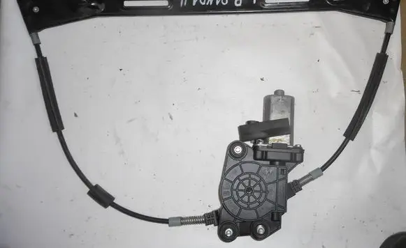 Front door window regulator with motor