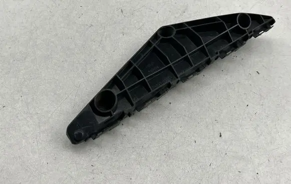 Toyota Avensis T270 Front bumper mounting bracket 5253505040