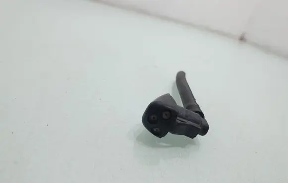 Jeep Cherokee Windshield washer spray nozzle 