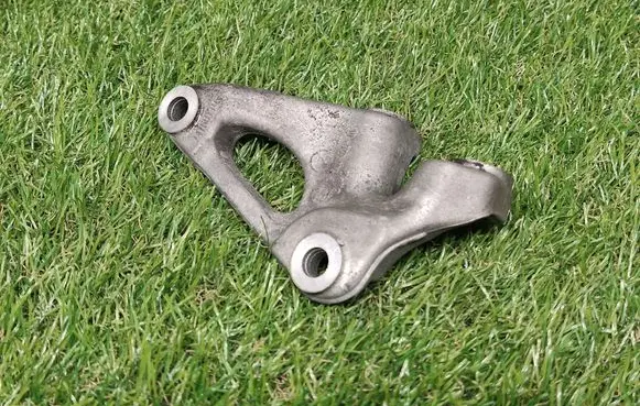 BMW 5 E60 E61 Power steering pump mounting bracket 7560020 3242756002001